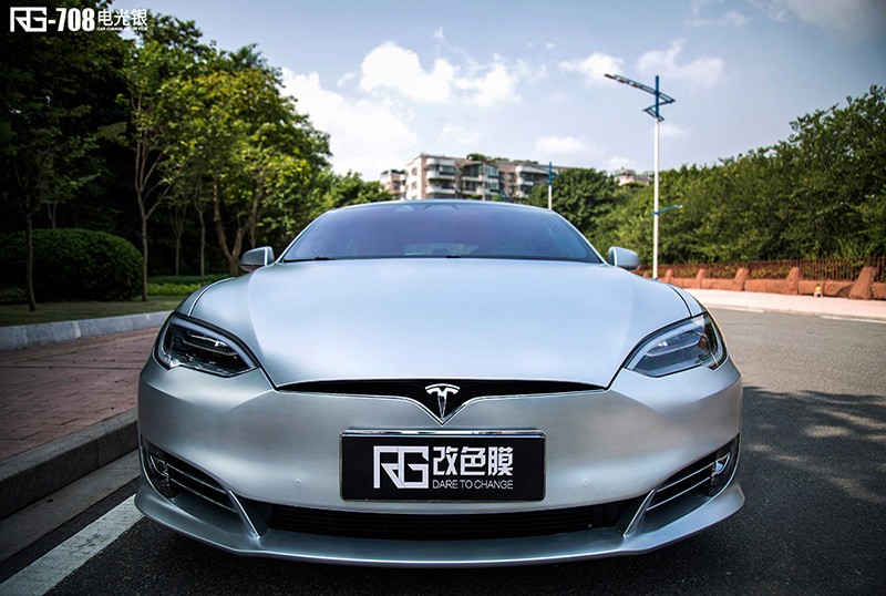 特斯拉models 90D车身改色贴膜电光银