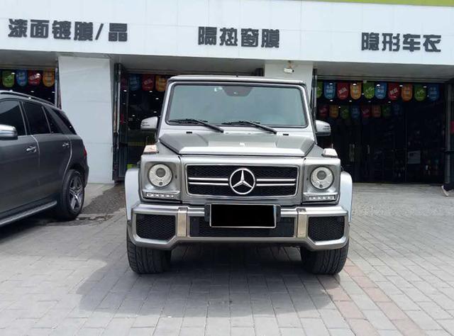 奔驰G63车身改色贴膜电光金属钛灰效果图