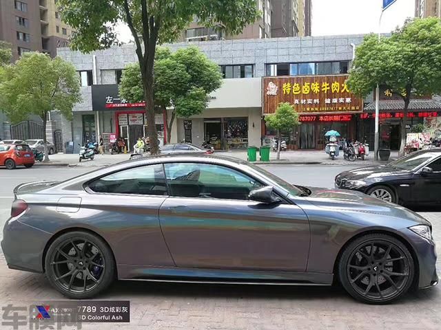 宝马M4汽车改色贴膜幻彩镭射灰效果图