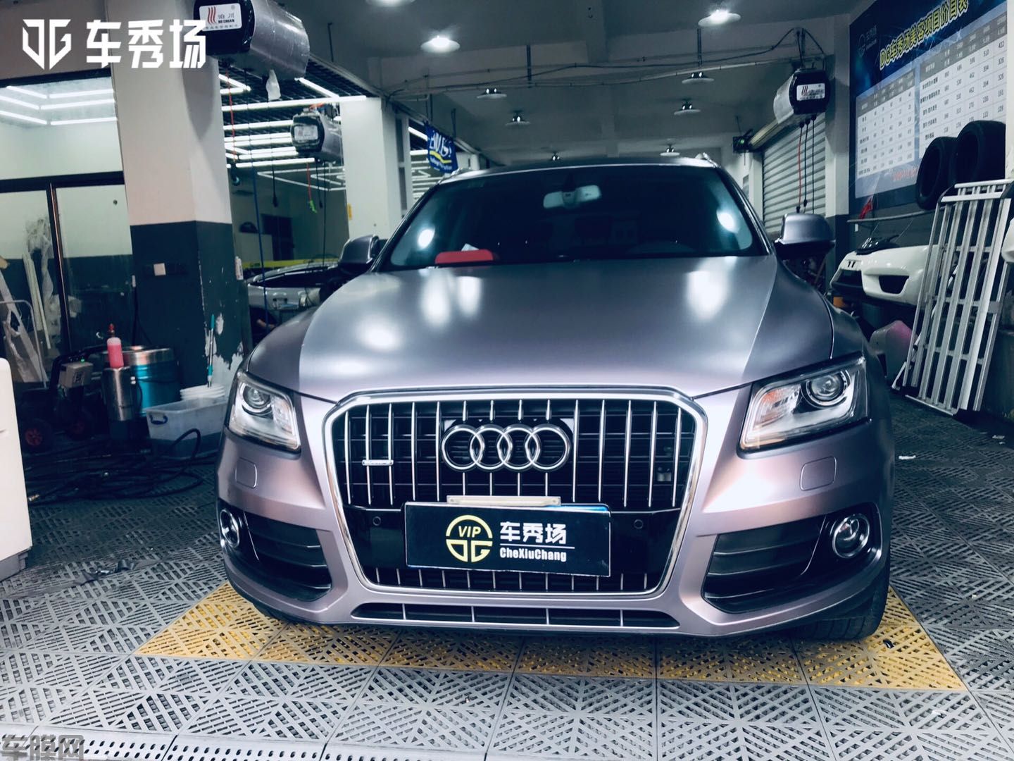 奥迪Q5电光金属钛灰贴膜改色效果图