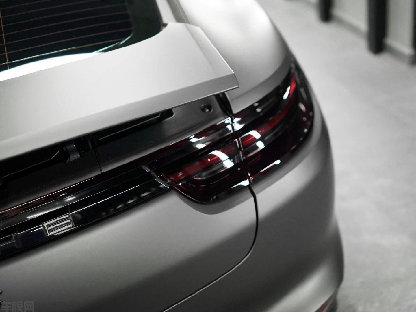 Panamera 超哑黑贴膜改色效果图