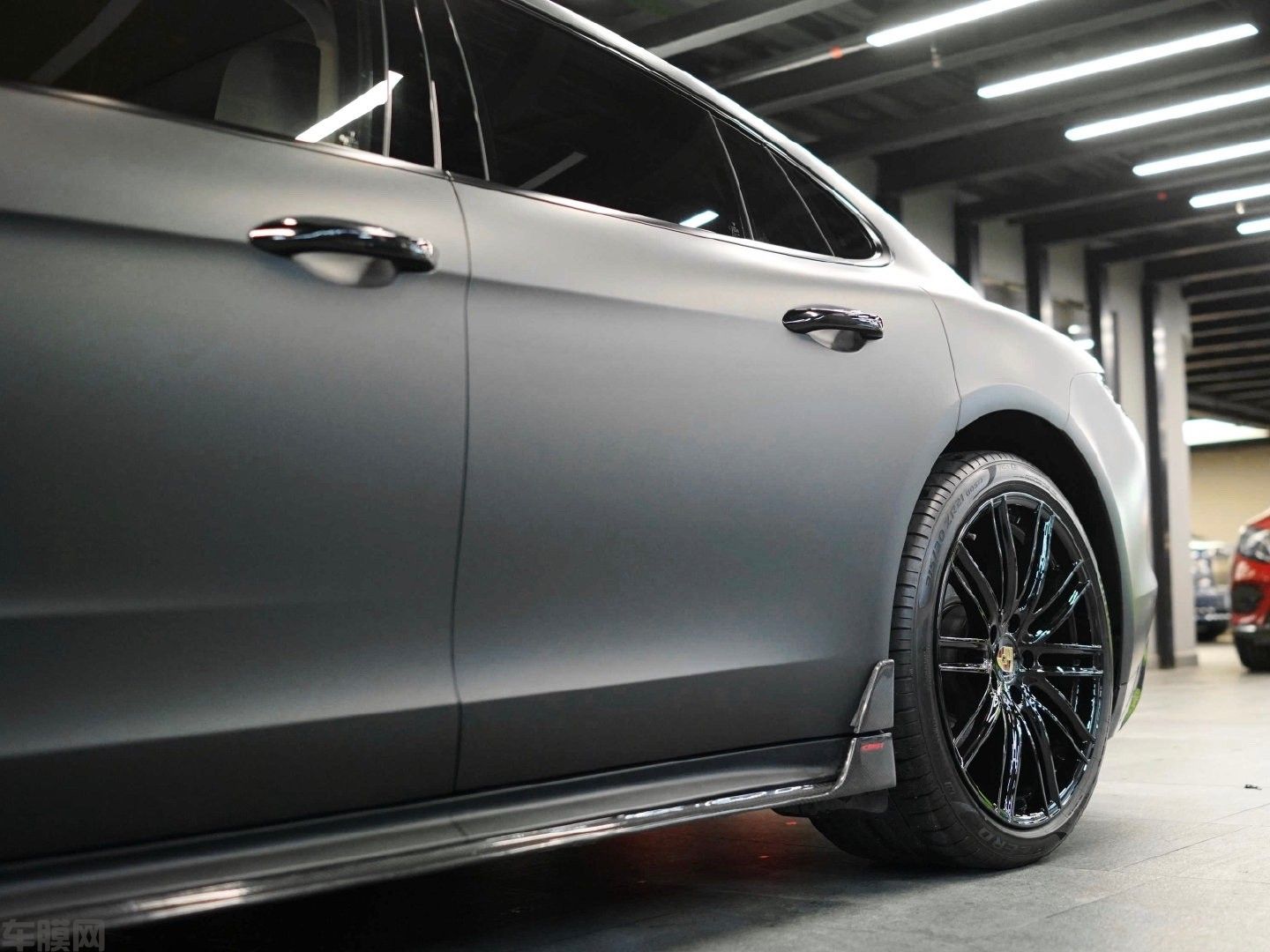 Panamera 超哑黑贴膜改色效果图