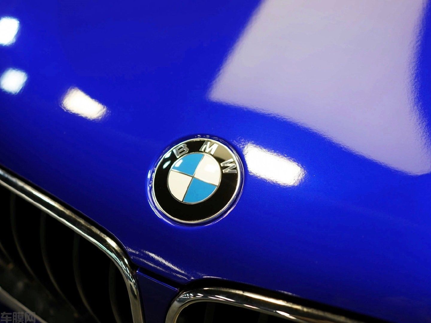 BMW X3极光蓝莓贴膜改色效果图