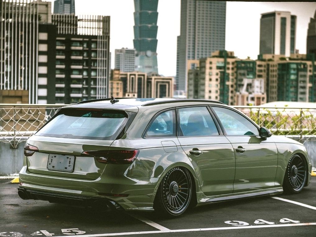 卡其绿奥迪A4 Avant (B9)贴膜改色效果图