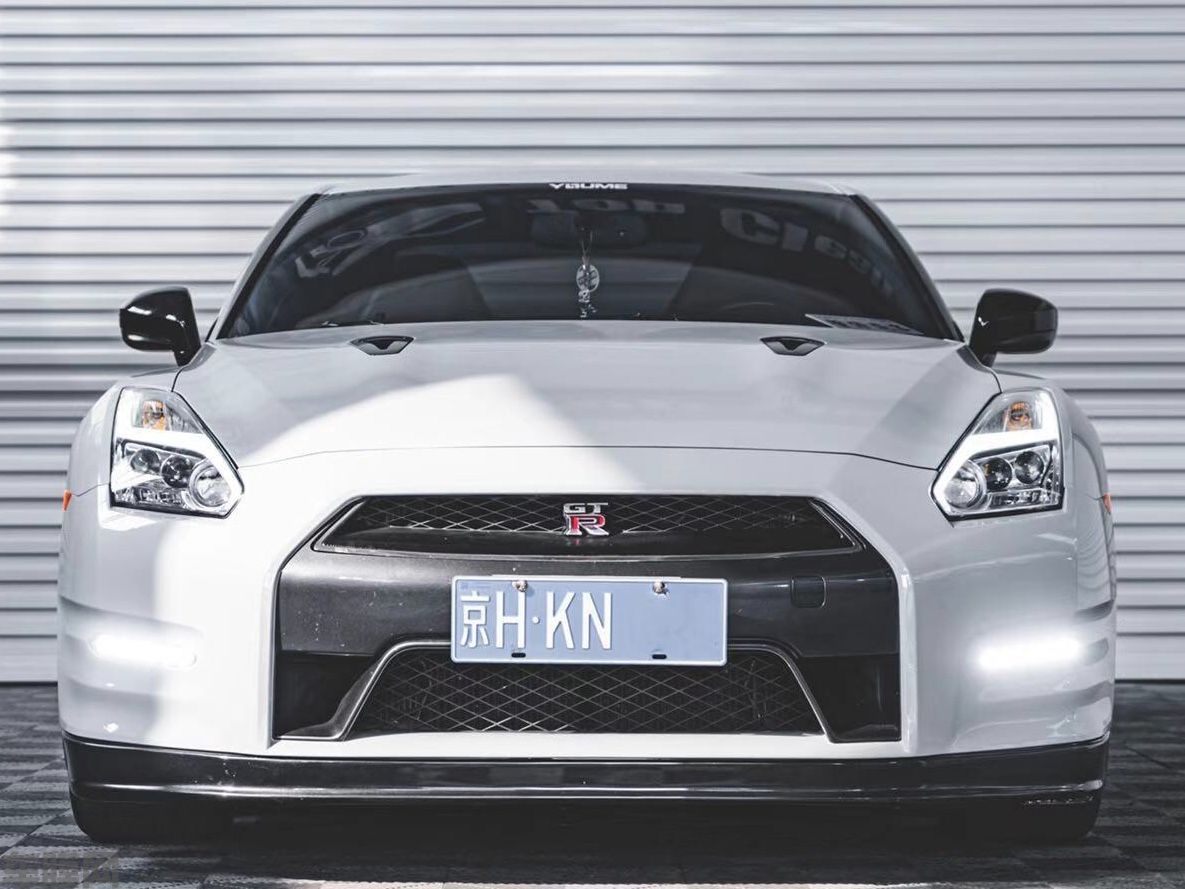 日产GTR35 火山灰改色膜 效果图