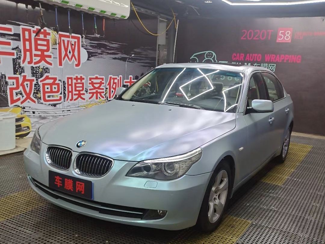 宝马523LI 哑光钻石灰魅蓝改色膜 效果图