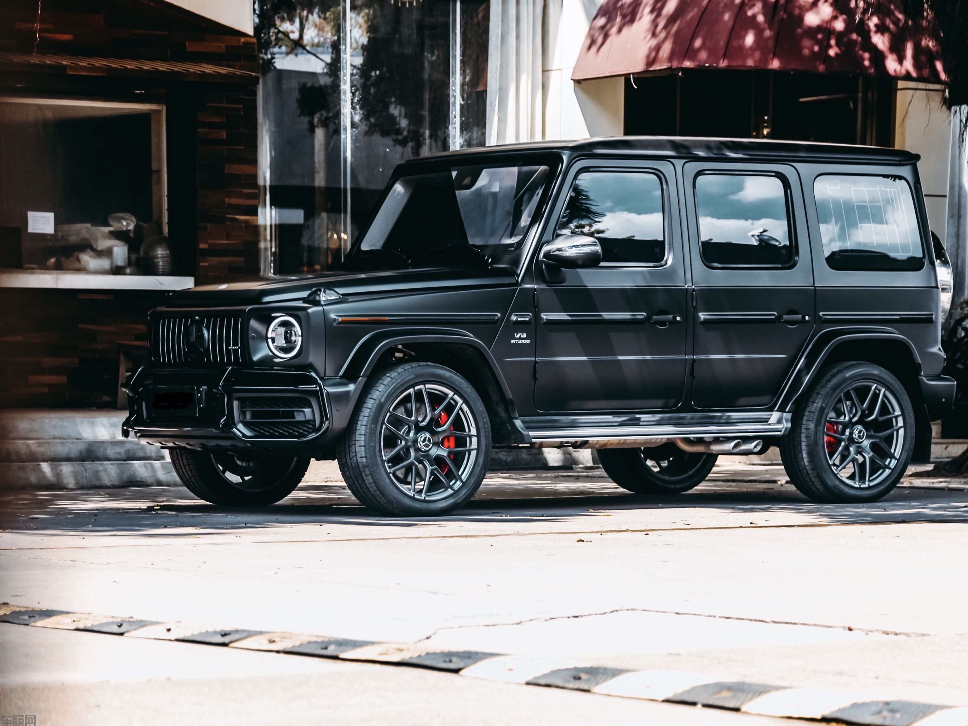 奔驰G63 AMG 陶瓷黑改色膜 效果图