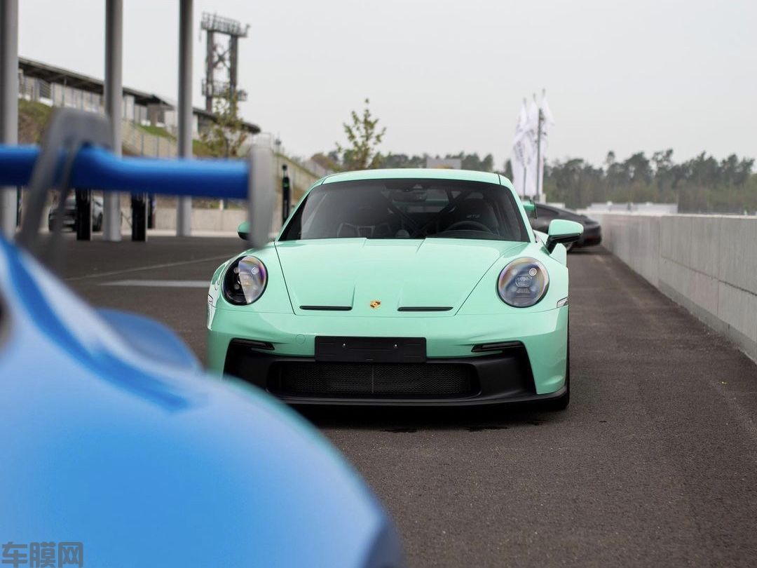 保时捷911 GT3 薄荷绿改色膜 效果图