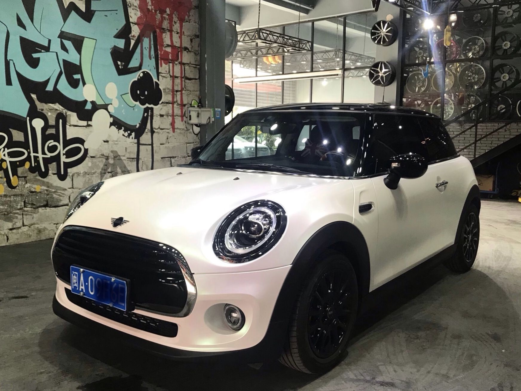 宝马 mini 曙光白改色膜 效果图