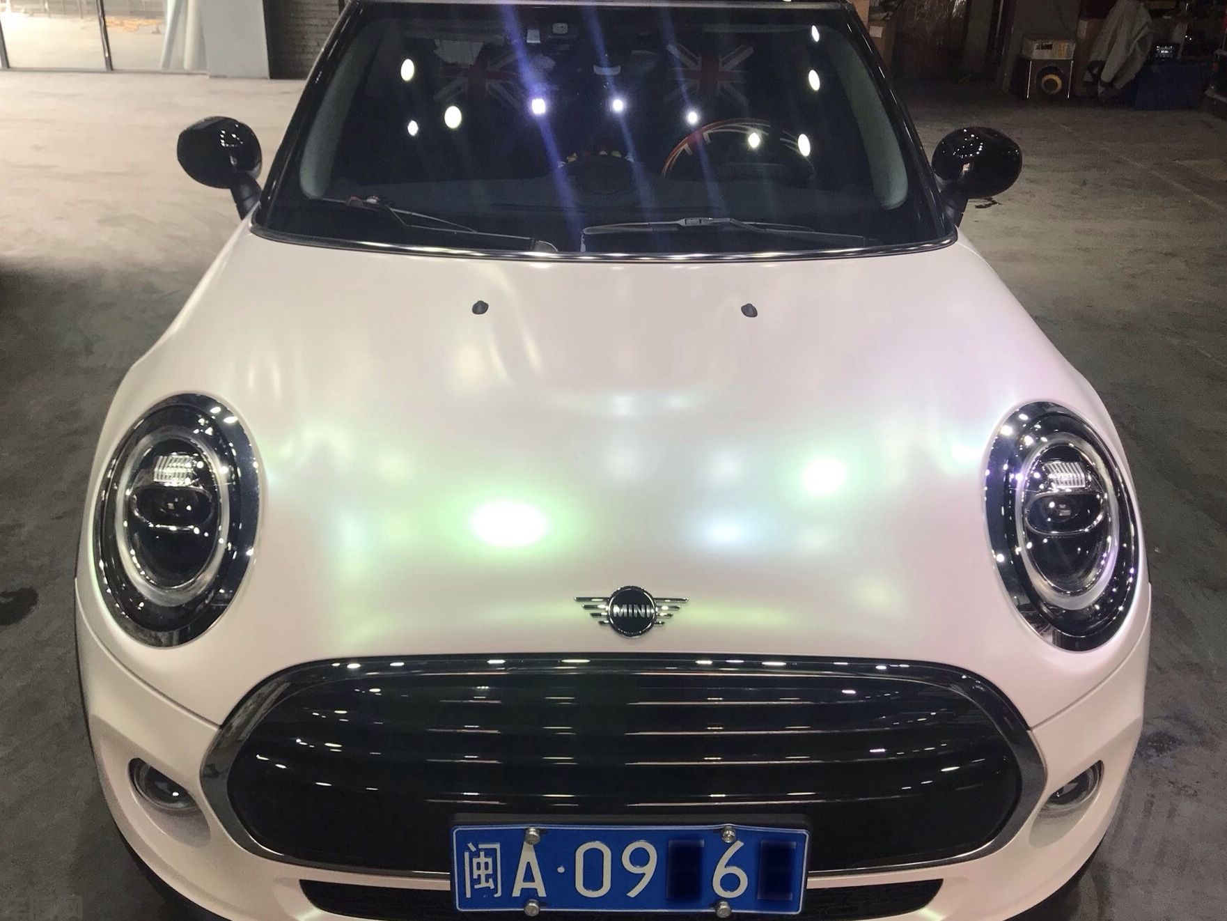 宝马 mini 曙光白改色膜 效果图