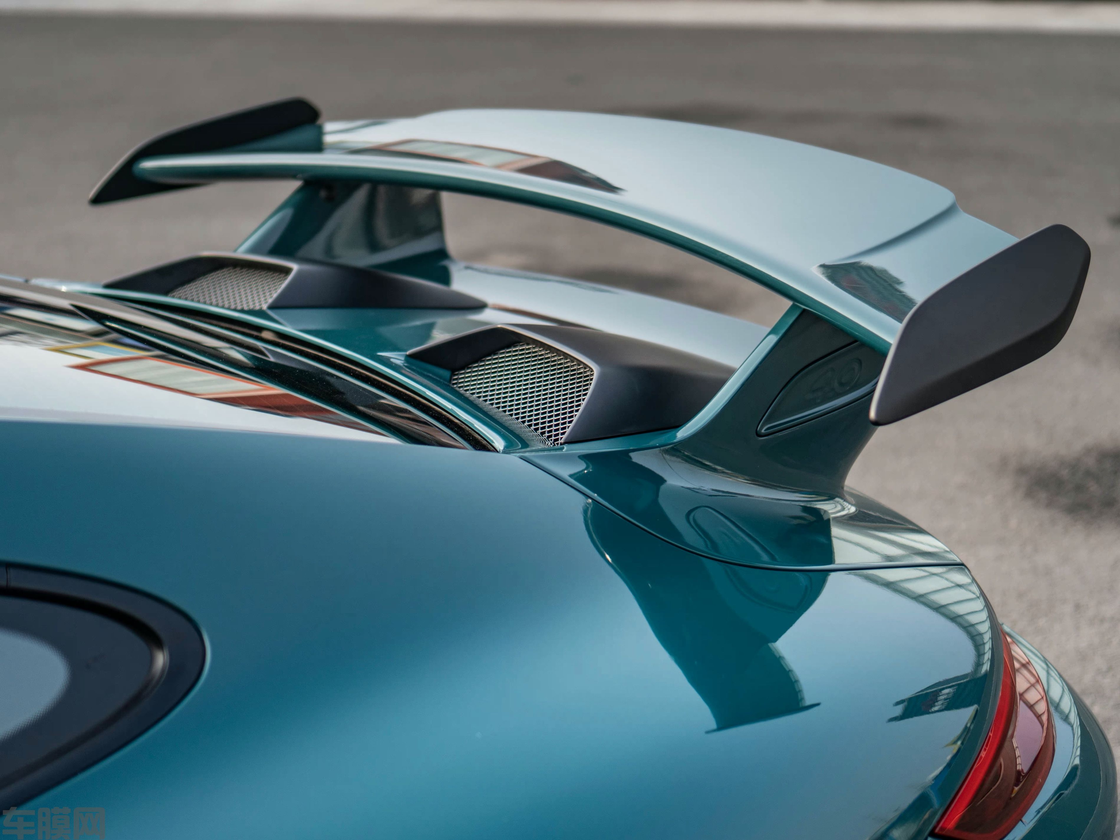 保时捷911 GT3 地狱绿改色膜 效果图