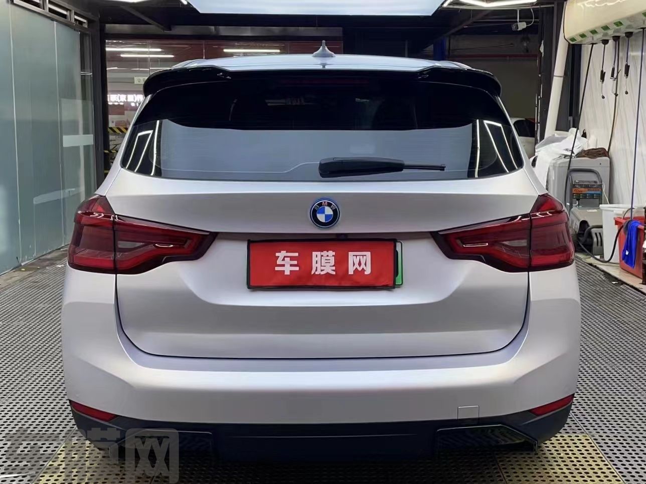宝马X3 消光铝水银改色膜 效果图