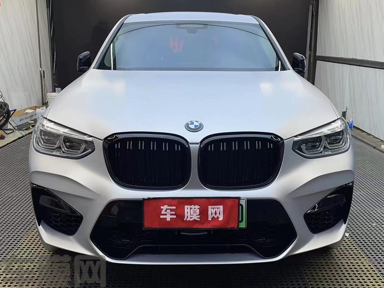 宝马X3 消光铝水银改色膜 效果图