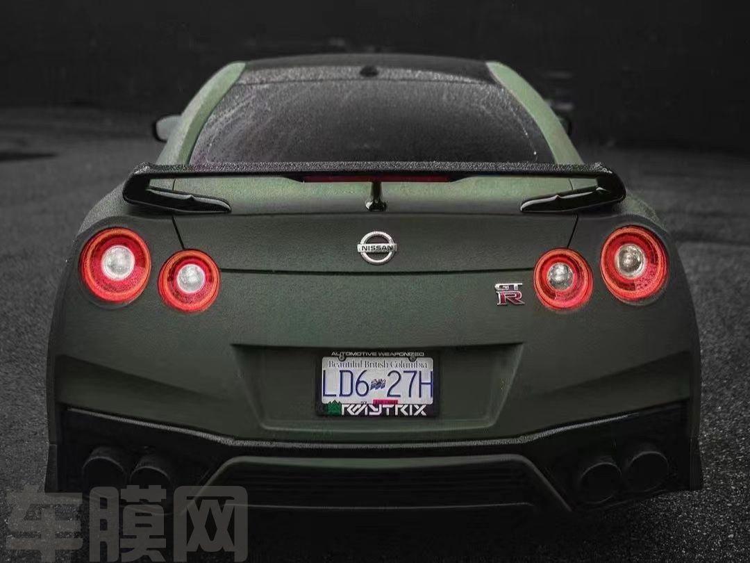 日产GT-R 陶瓷军绿改色膜 效果图