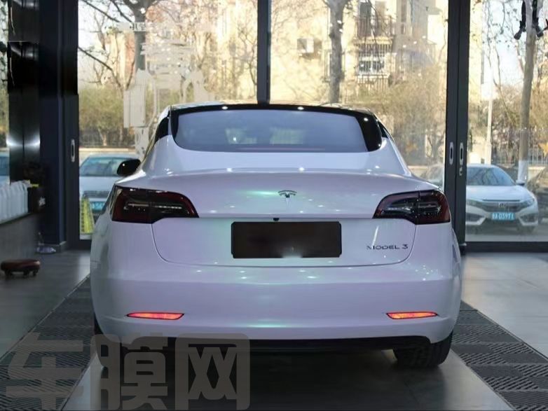 特斯拉Model3 曙光白改色膜 效果图