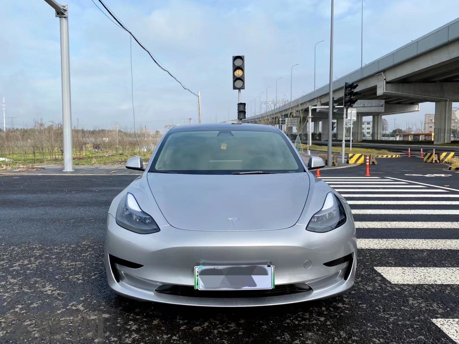 特斯拉Model 3 GT银改色膜 效果图