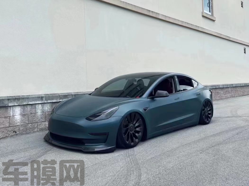 特斯拉Model 3 陶瓷乌云灰改色膜 效果图