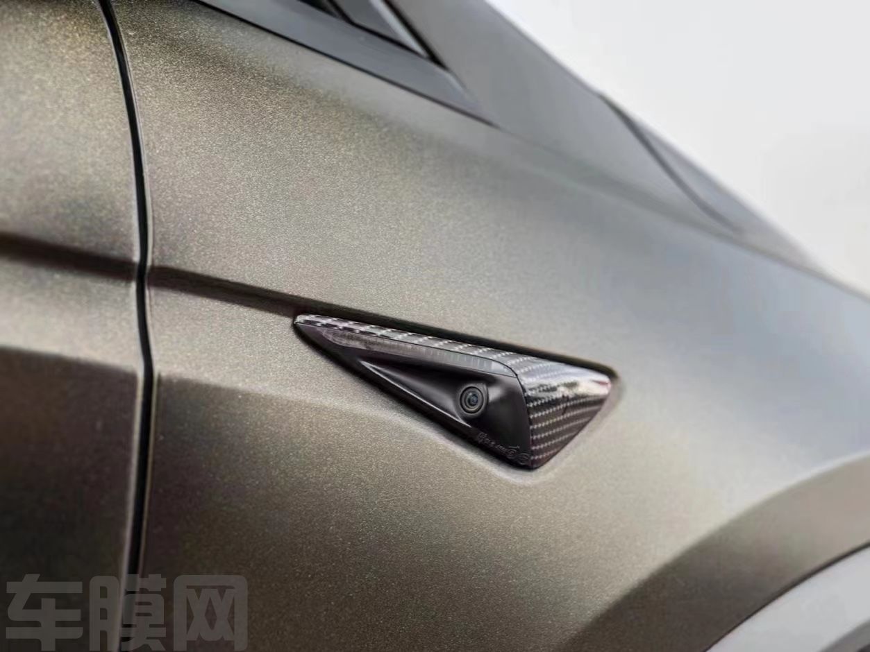 特斯拉Model X 陶瓷钻石黑金改色膜 效果图
