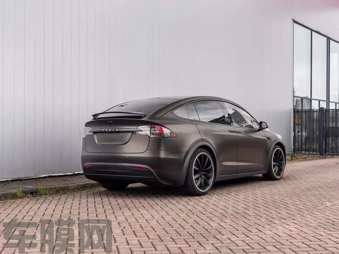 特斯拉Model X 陶瓷钻石黑金改色膜 效果图