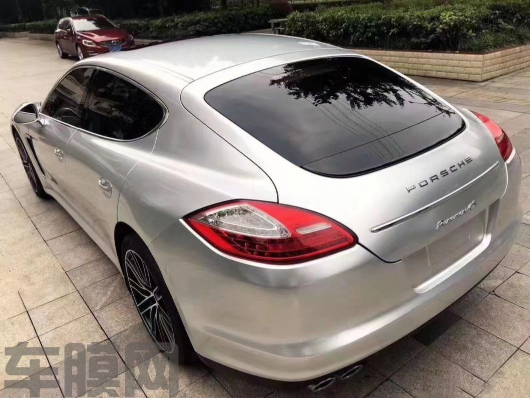 保时捷Panamera PET金属银改色膜 效果图
