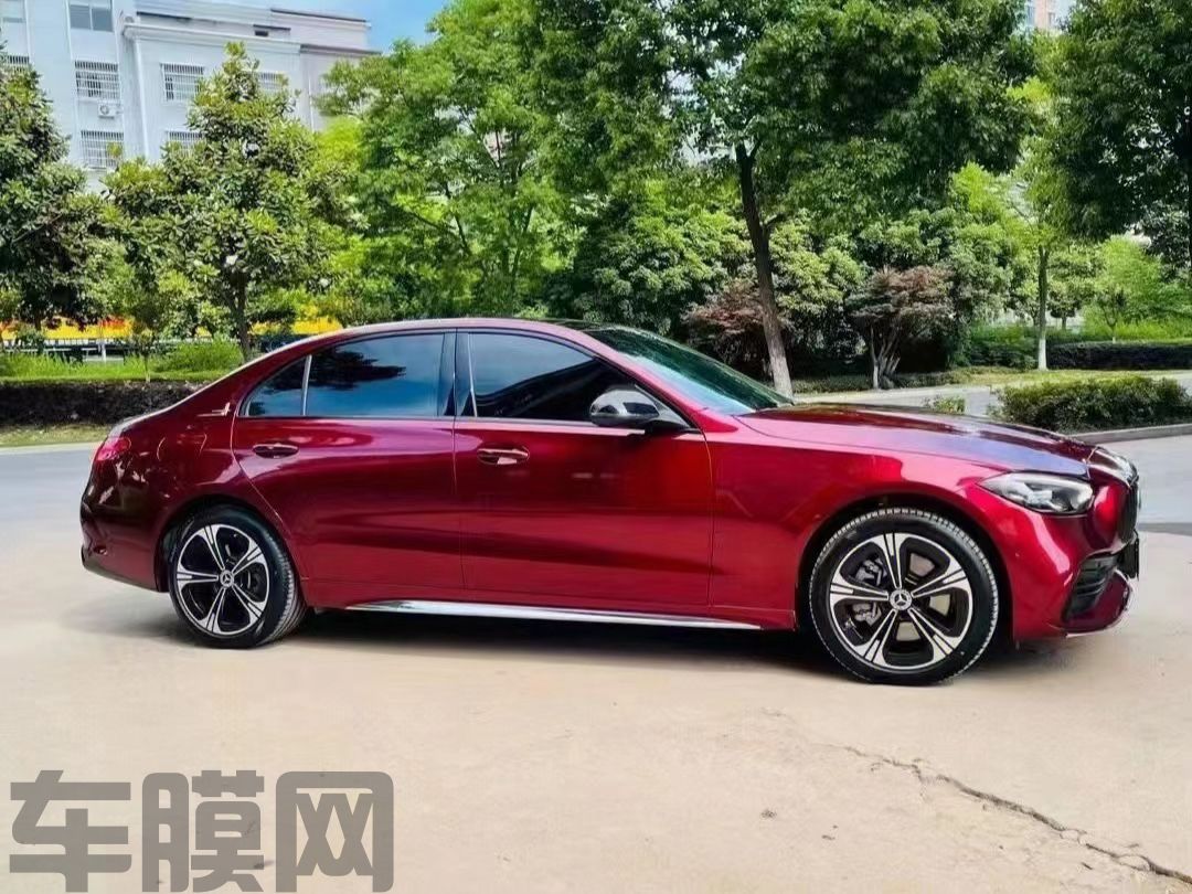 奔驰C级 液态金属龙血红改色膜 效果图
