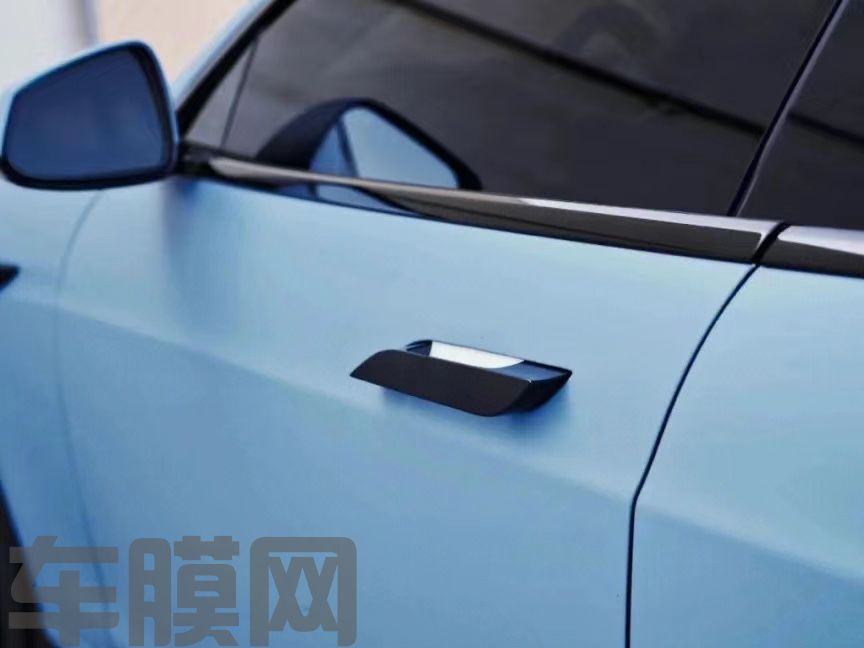 特斯拉ModelS 消光瓷器蓝改色膜 效果图