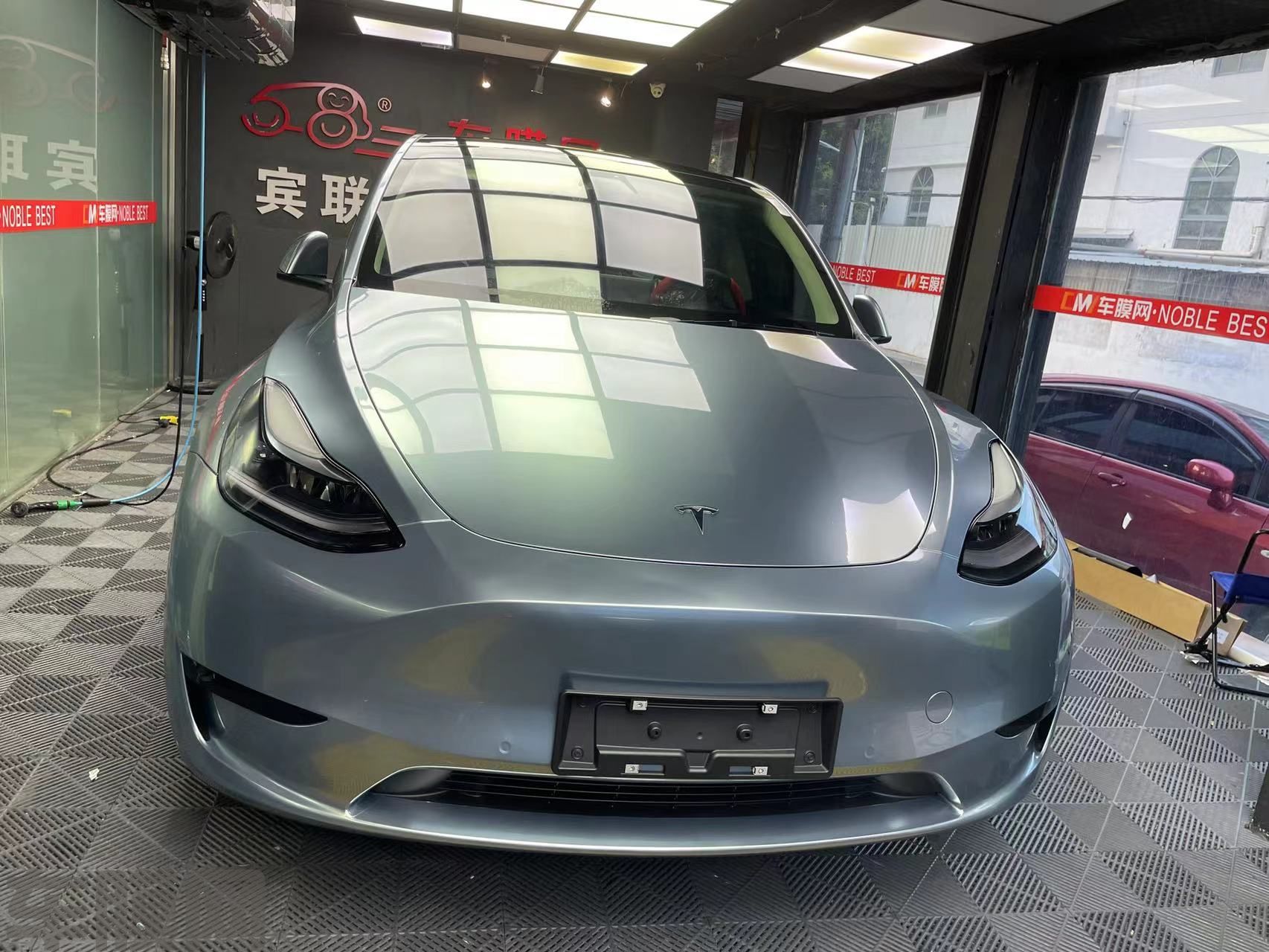 特斯拉ModelY 液态金属索玛托蓝改色膜 效果图