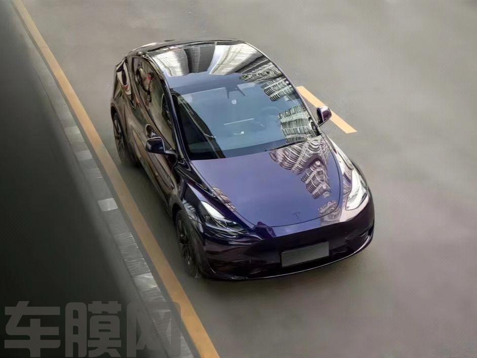特斯拉Model Y 金属午夜紫改色膜 效果图