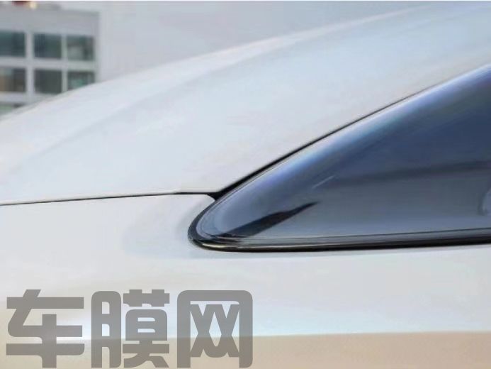 保时捷Cayenne 钻石白蓝改色膜 效果图