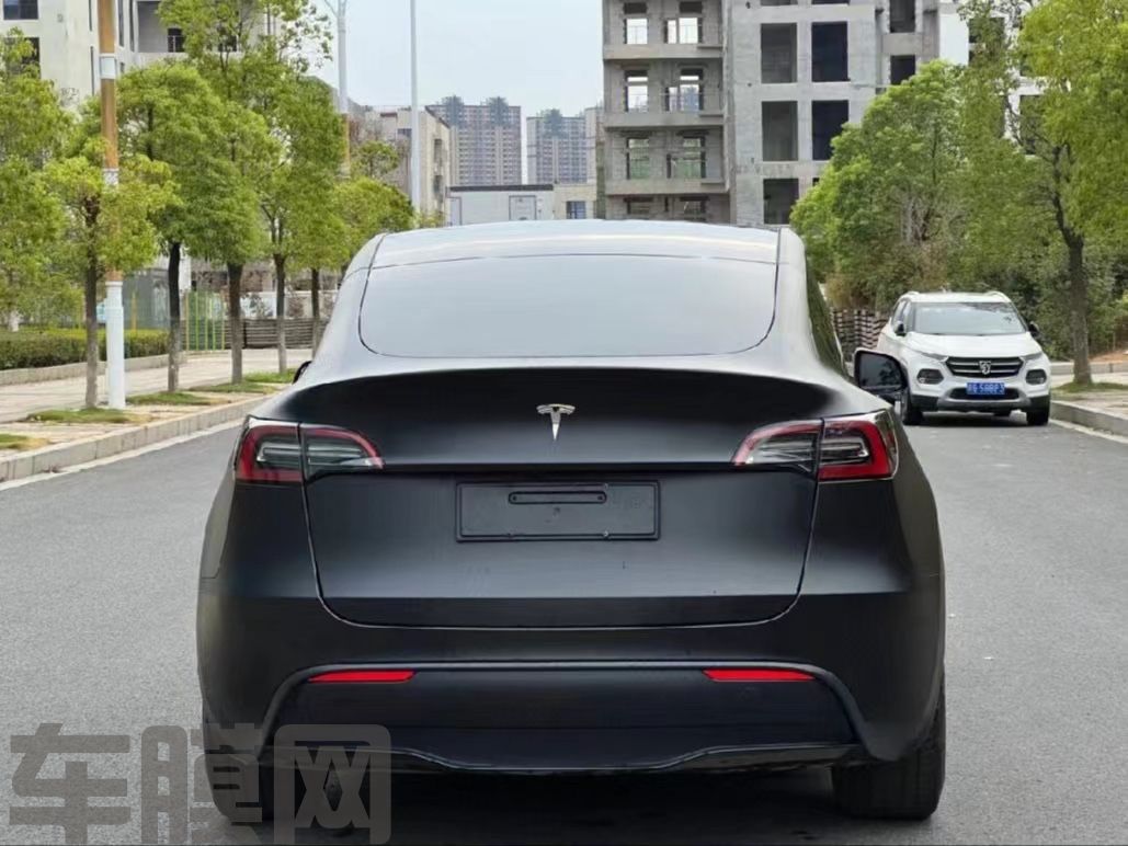 特斯拉Model Y 磨砂黑改色膜 效果图