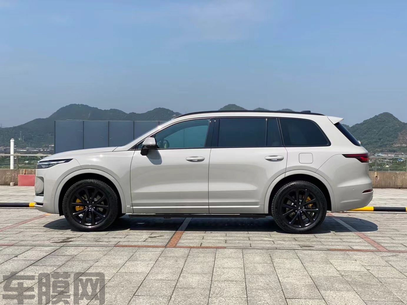 理想ONE 纳多灰改色膜 效果图