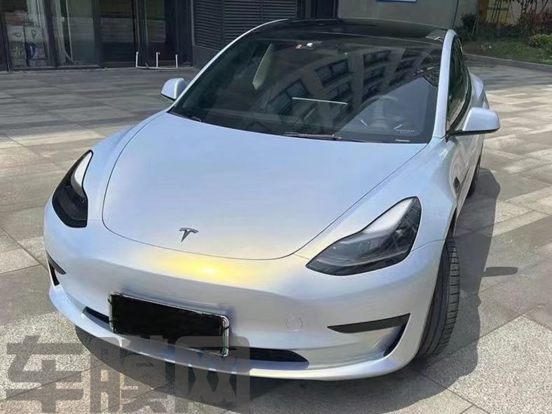特斯拉Model Y 远峰蓝魅金改色膜 效果图