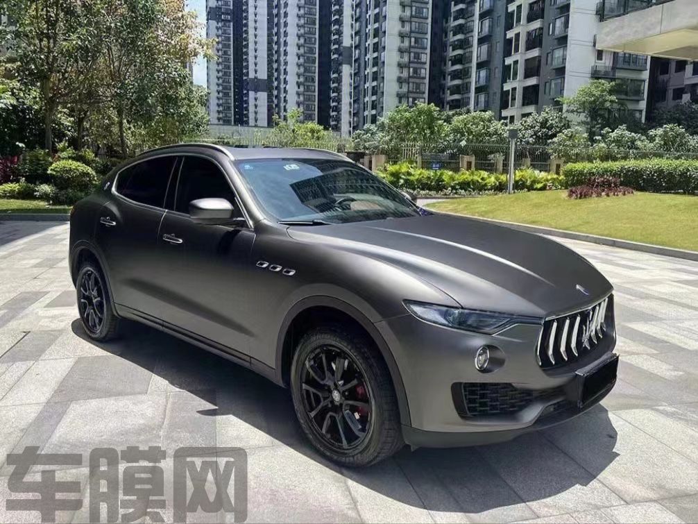 玛莎拉莱万特 消光陨石灰改色膜 效果图