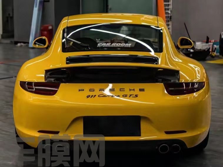 保时捷911 钢琴葵花黄改色膜 效果图