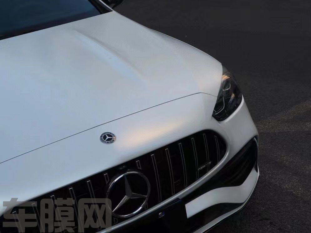 奔驰C260 陶瓷白改色膜 效果图