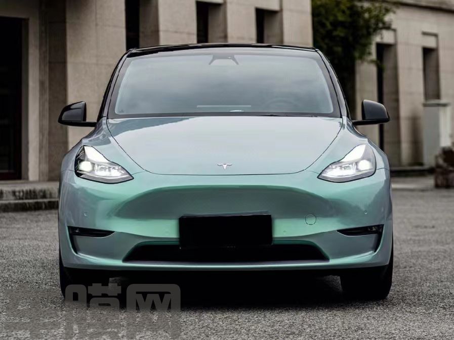 特斯拉Model Y 梦幻松石绿改色膜 效果图