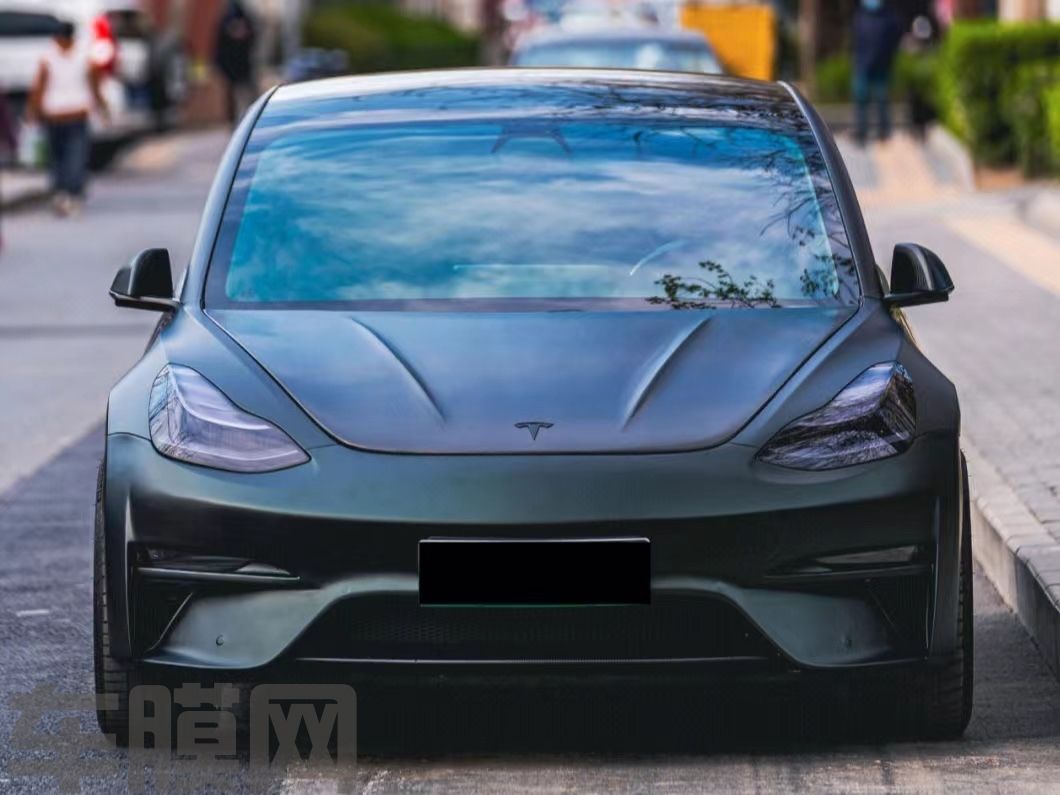 特斯拉Model Y 超哑橄榄绿改色膜 效果图