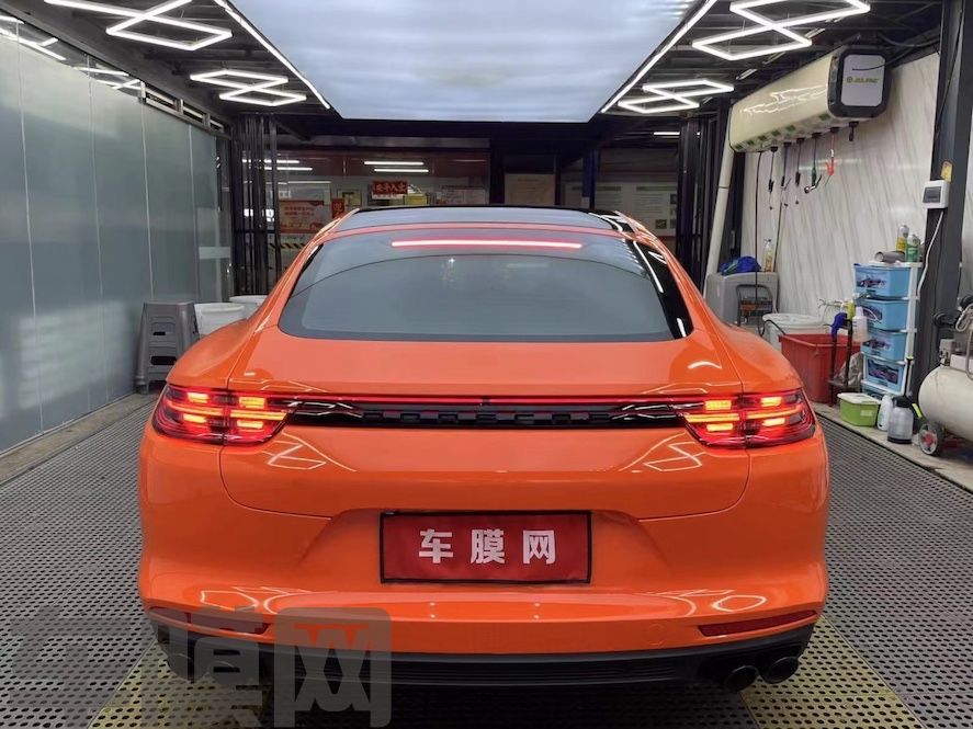 保时捷Panamera PET活力橙改色膜 效果图