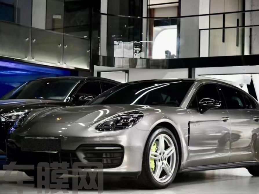保时捷Panamera 液态金属银改色膜 效果图