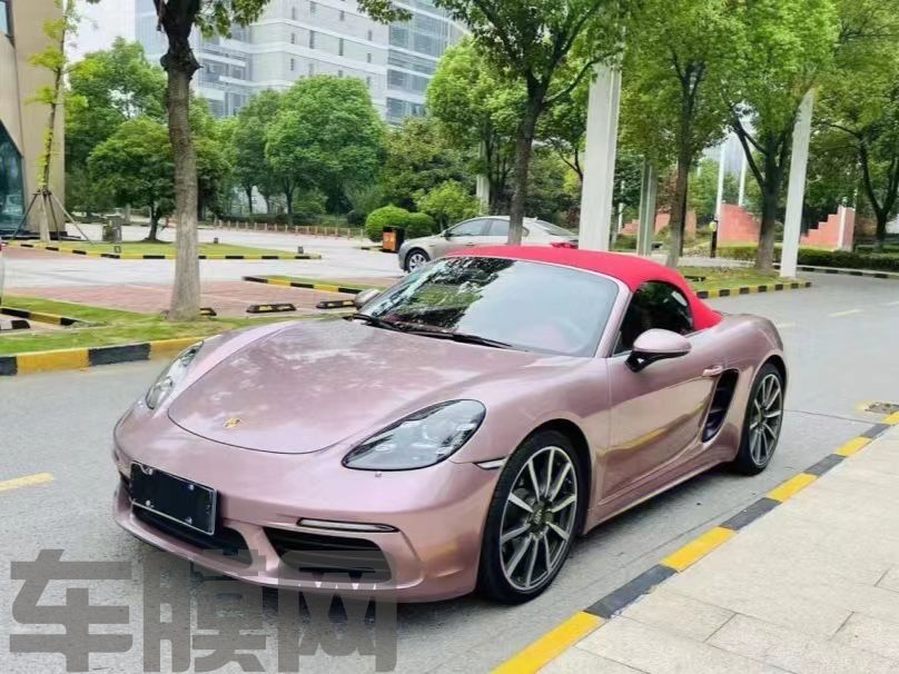 保时捷718 冰莓粉改色膜 效果图