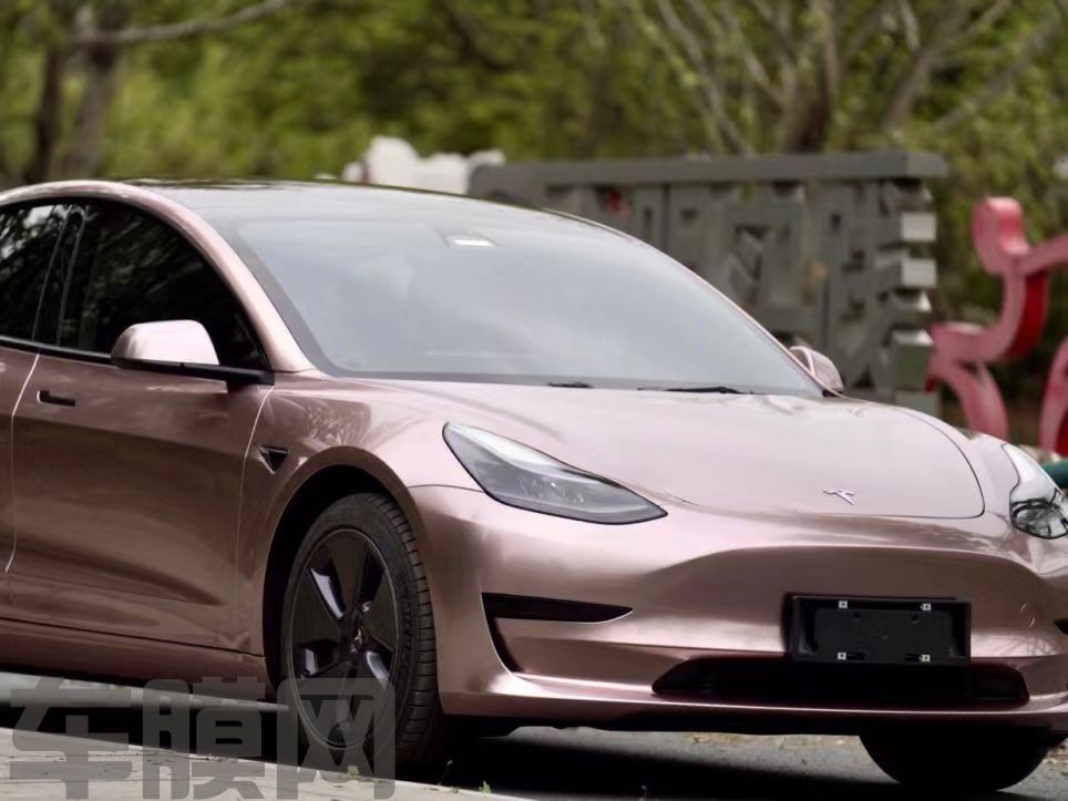 特斯拉Model 3 冰莓粉改色膜 效果图