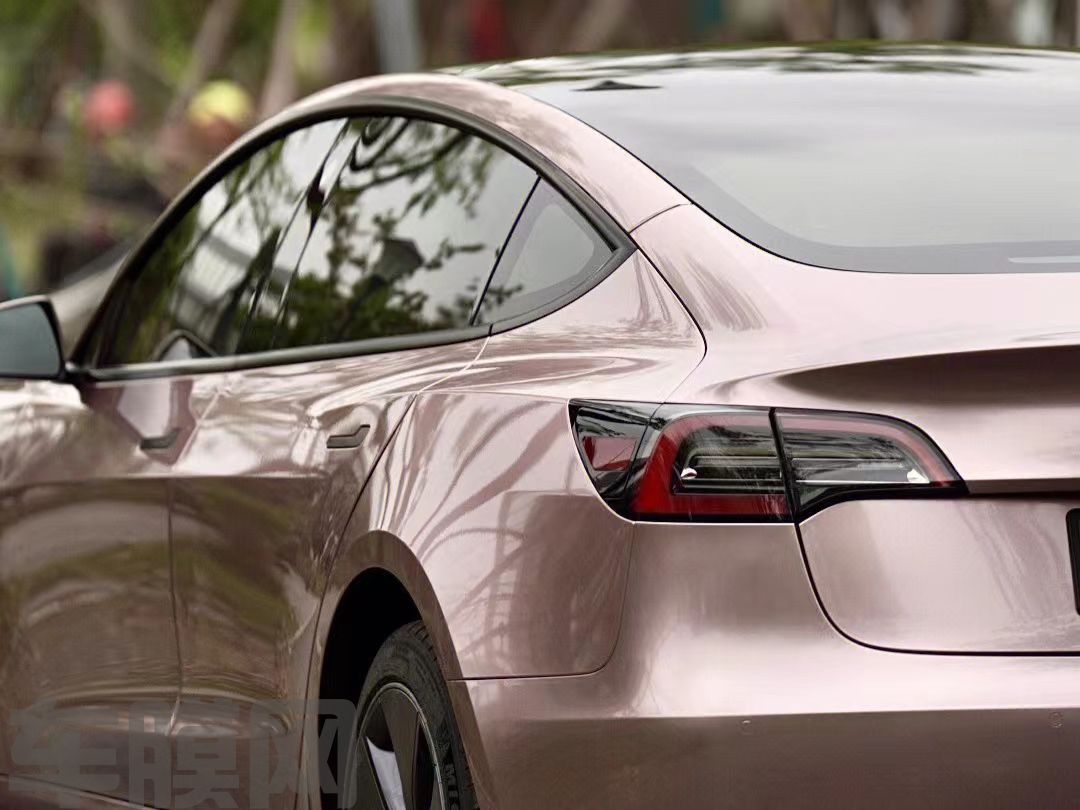 特斯拉Model 3 冰莓粉改色膜 效果图