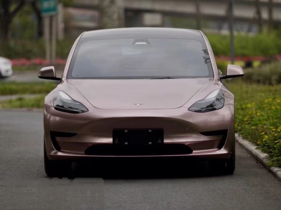 特斯拉Model 3 冰莓粉改色膜 效果图