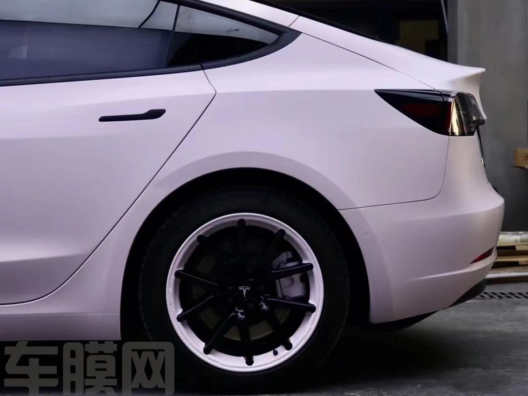特斯拉Model 3 玫瑰水粉改色膜 效果图