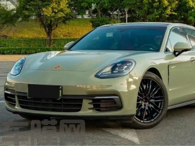 保时捷Panamera 水晶卡其绿改色膜 效果图