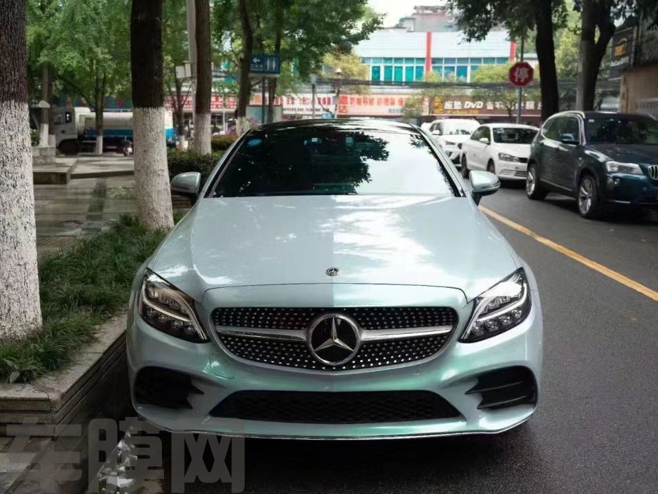 奔驰C级 梦幻松石绿改色膜 效果图