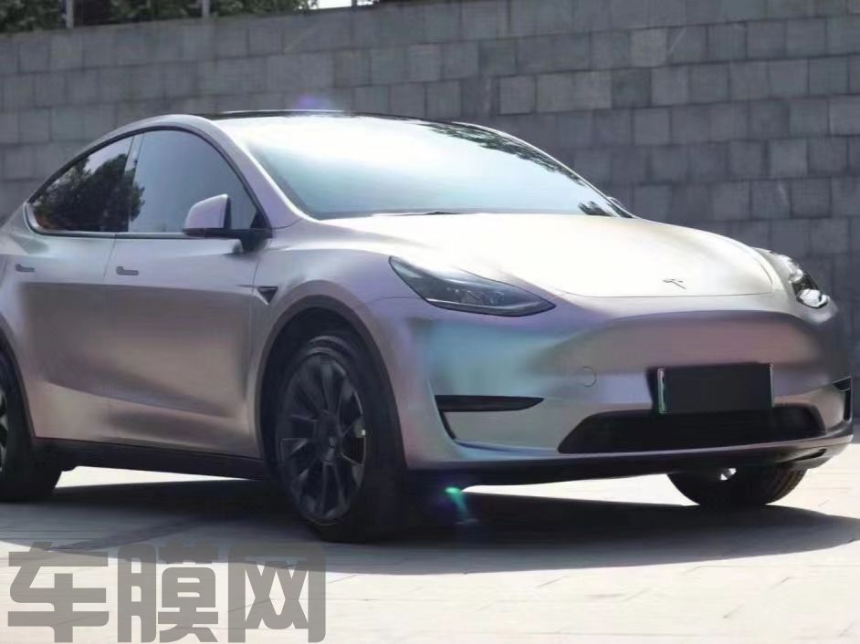 特斯拉Model Y 卡普里灰紫改色膜 效果图