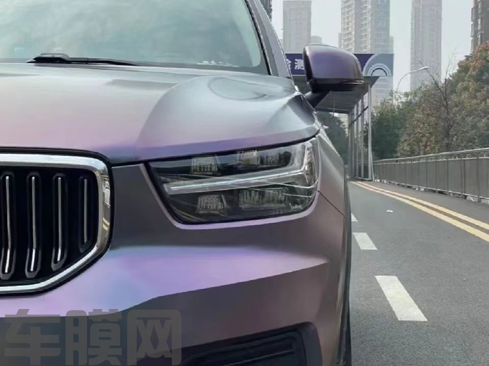 沃尔沃XC60 卡普里灰紫改色膜 效果图
