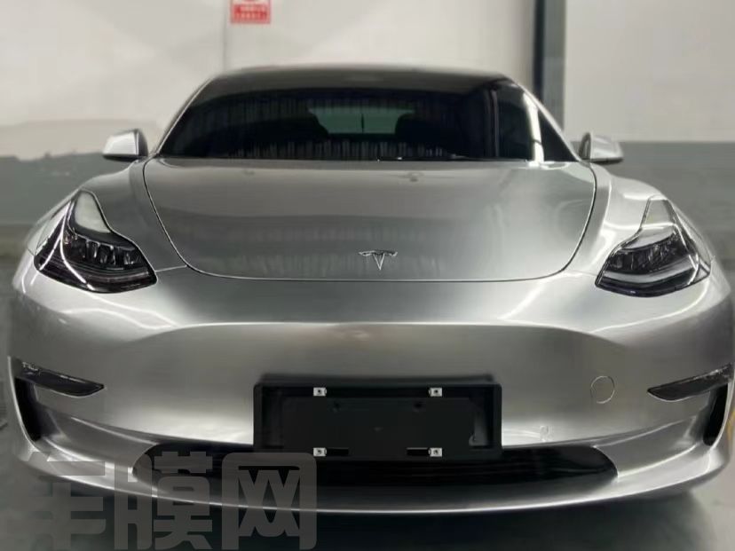 特斯拉Model 3 GT银改色膜 效果图