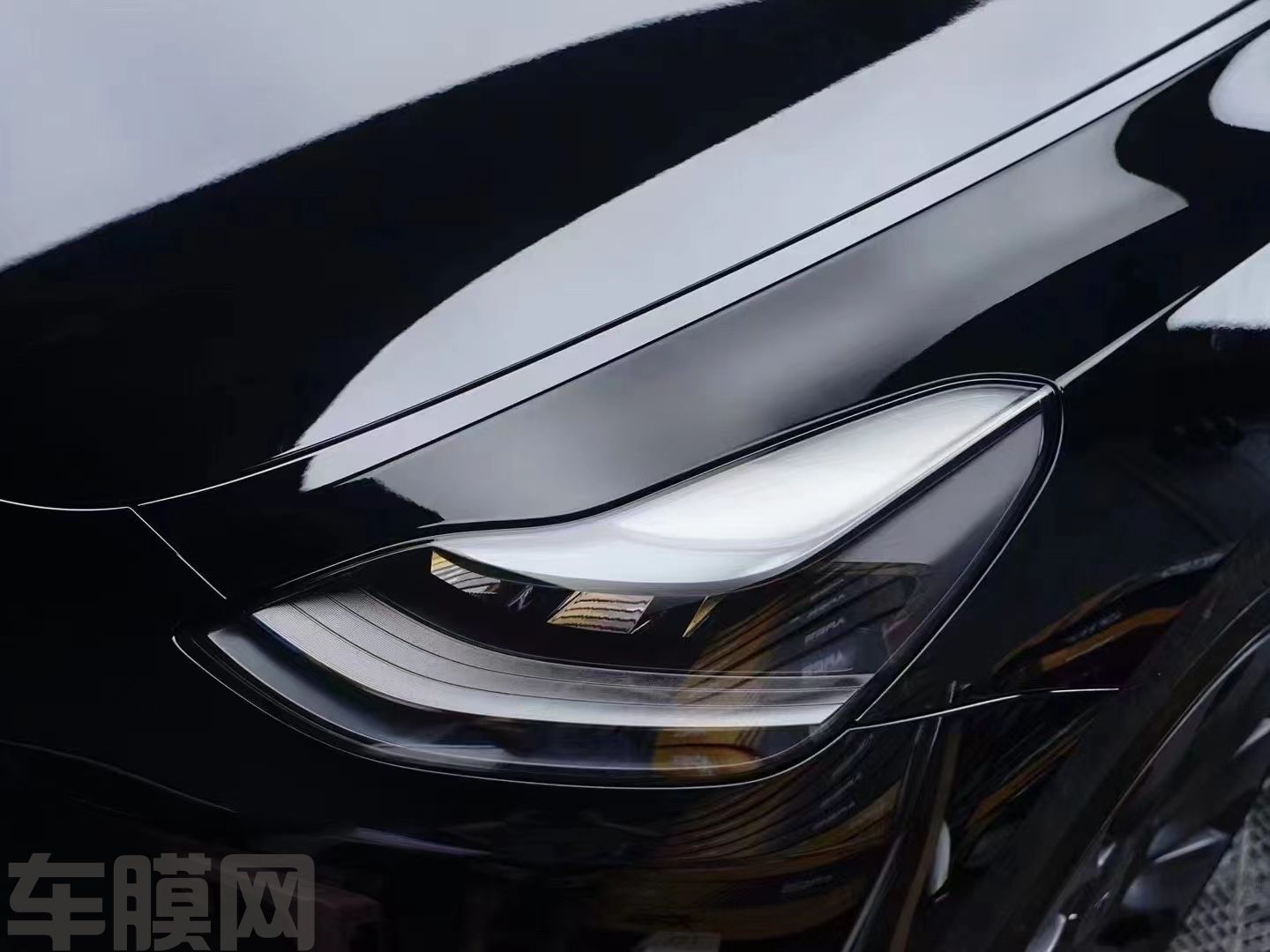 特斯拉Model Y PET亮黑改色膜 效果图